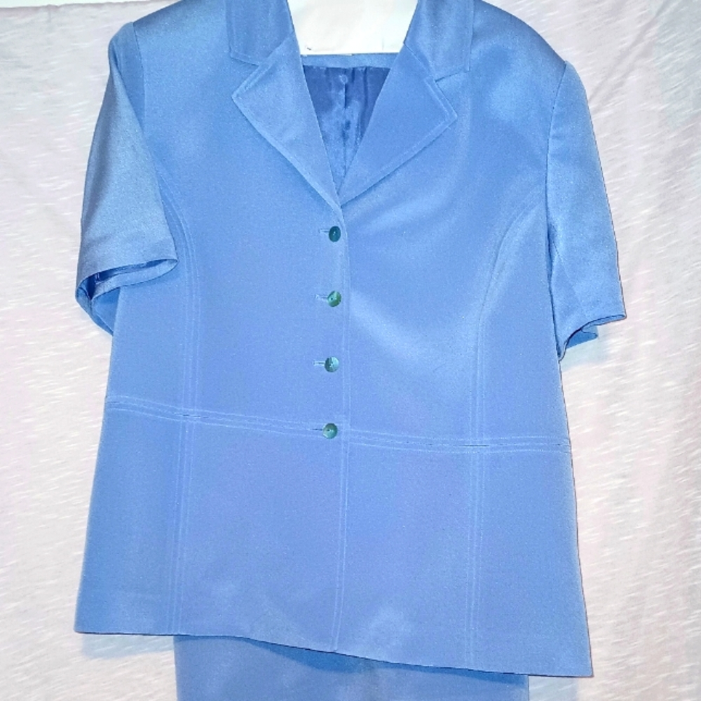 Amanda Smith Skirt Suit